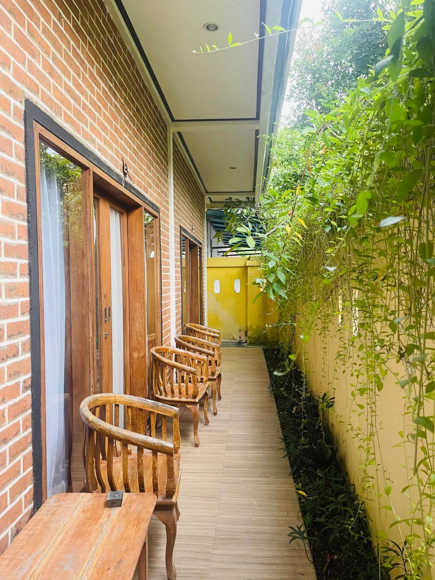 קנגו Putu Homestay מראה חיצוני תמונה